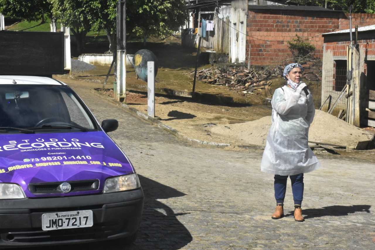 Camacã: Equipe da Secretaria de Assistência Social entrega cesta básica em Novo Itamaraty e Zona Rural